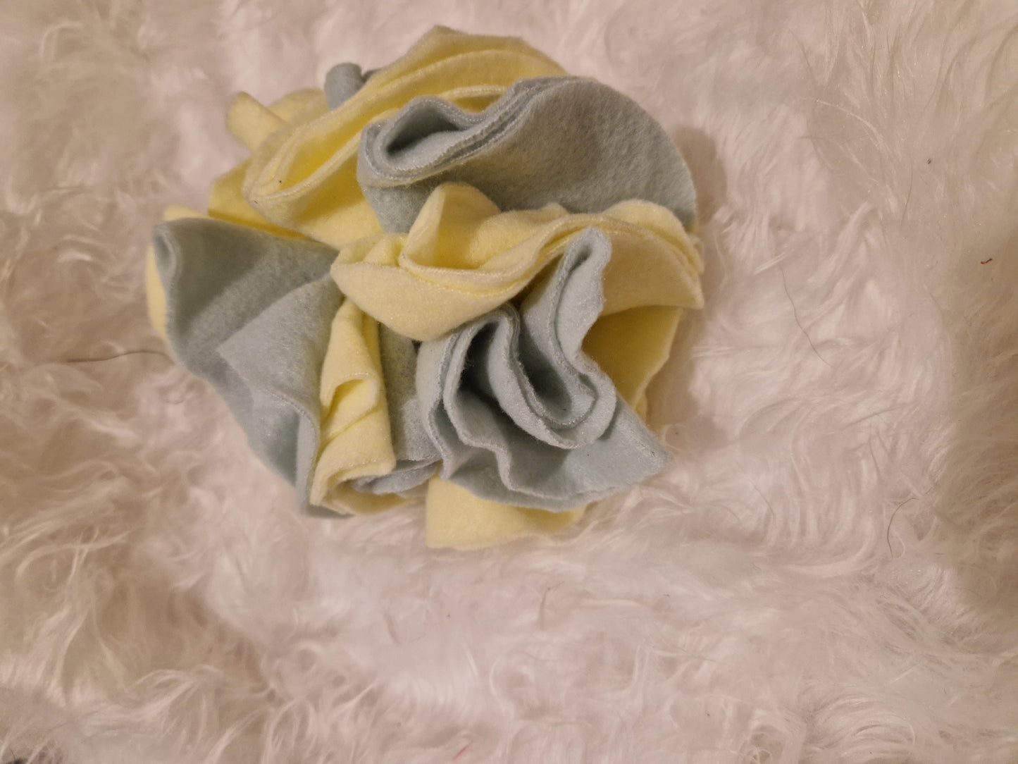 Schnüffelball pastell grün & gelb