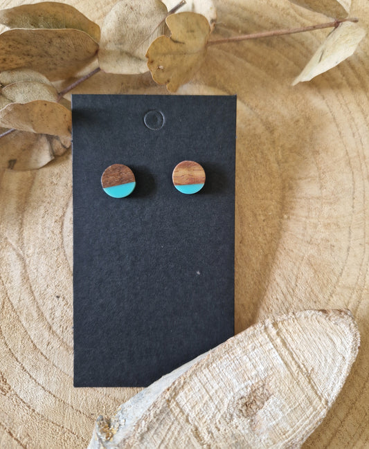 Holz & Harz Ohrstecker türkis