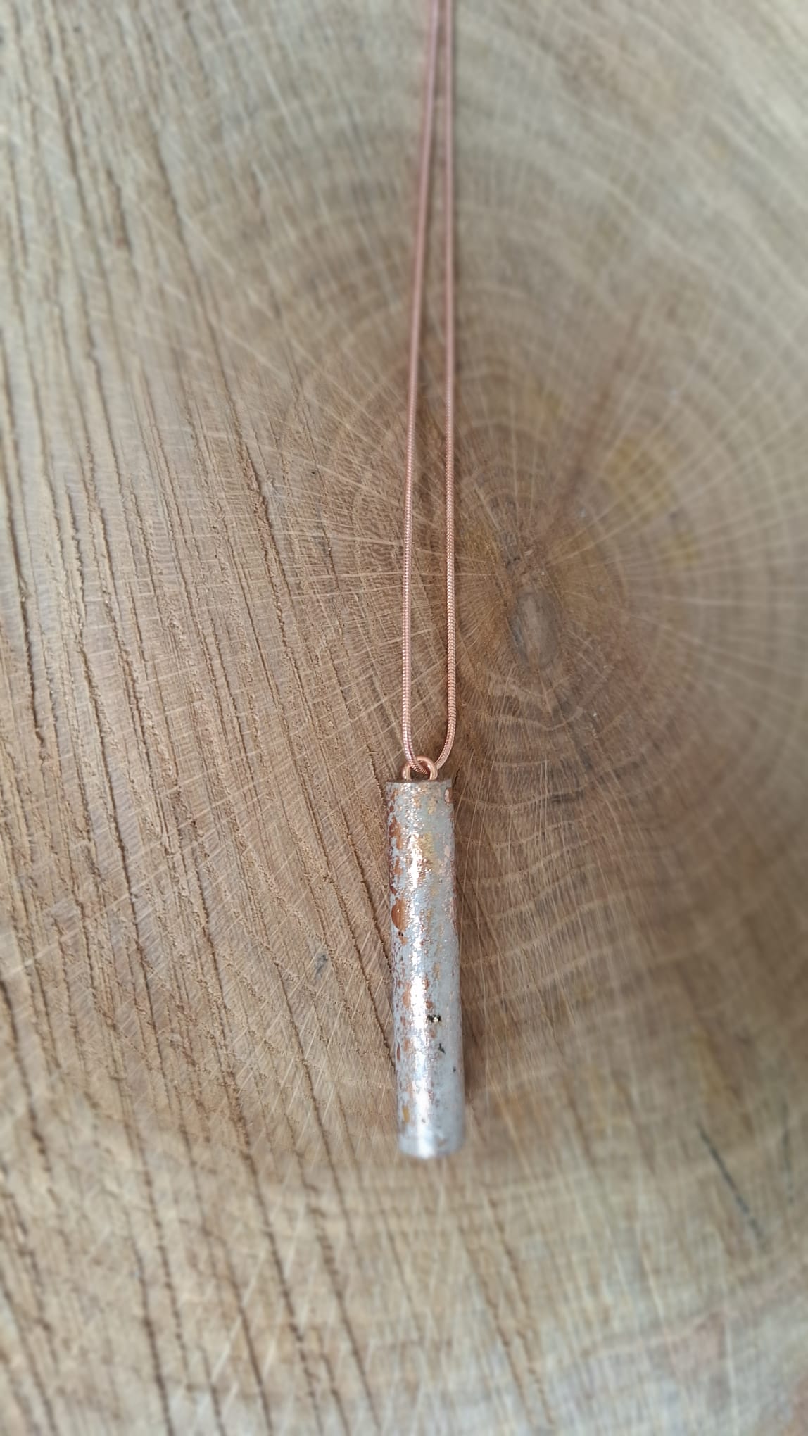 Beton Halskette rund trifft auf Rosegold