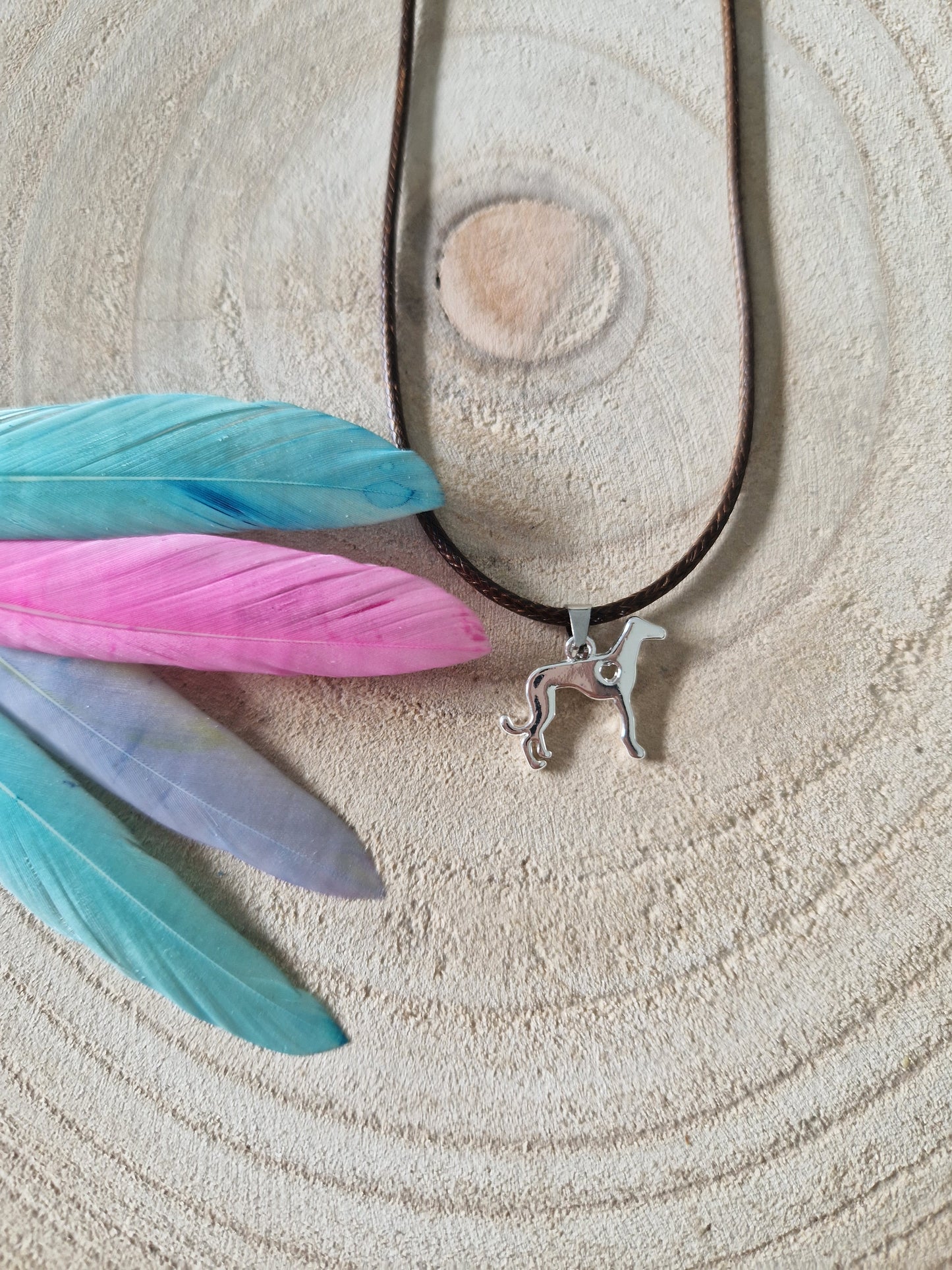 Halskette mit Windhund Anhänger