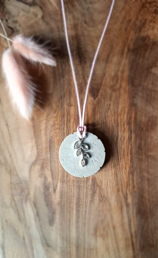 Beton Halskette mit Anhänger